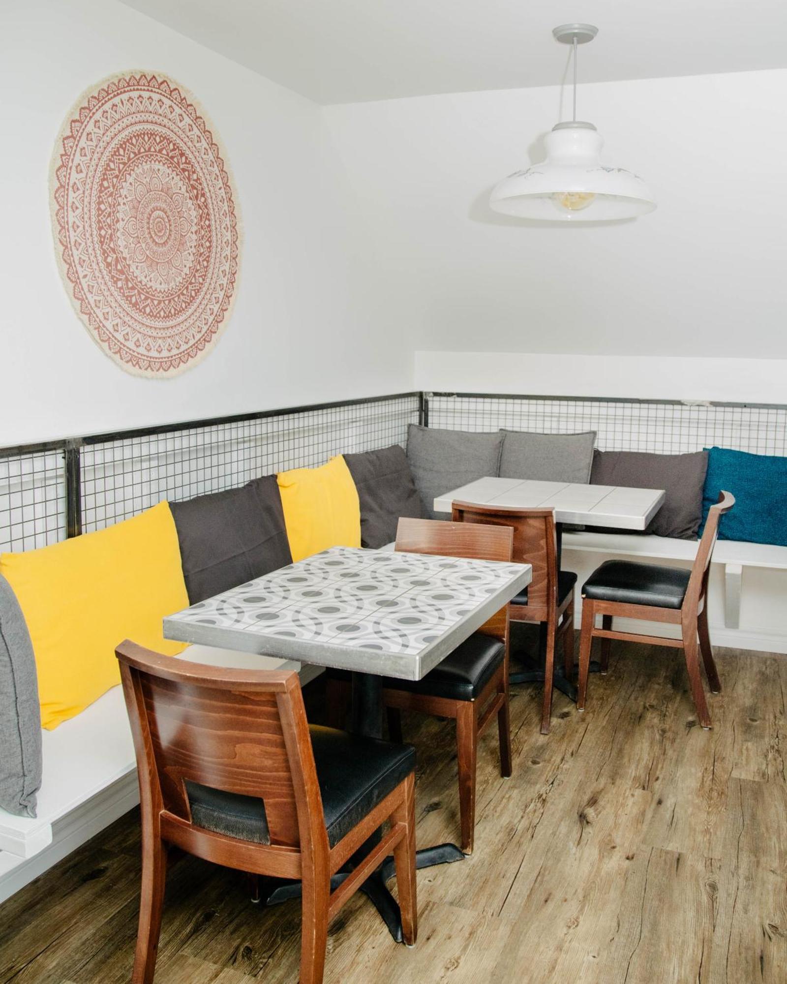 Auberge Sutton Brouerie Rum bild
