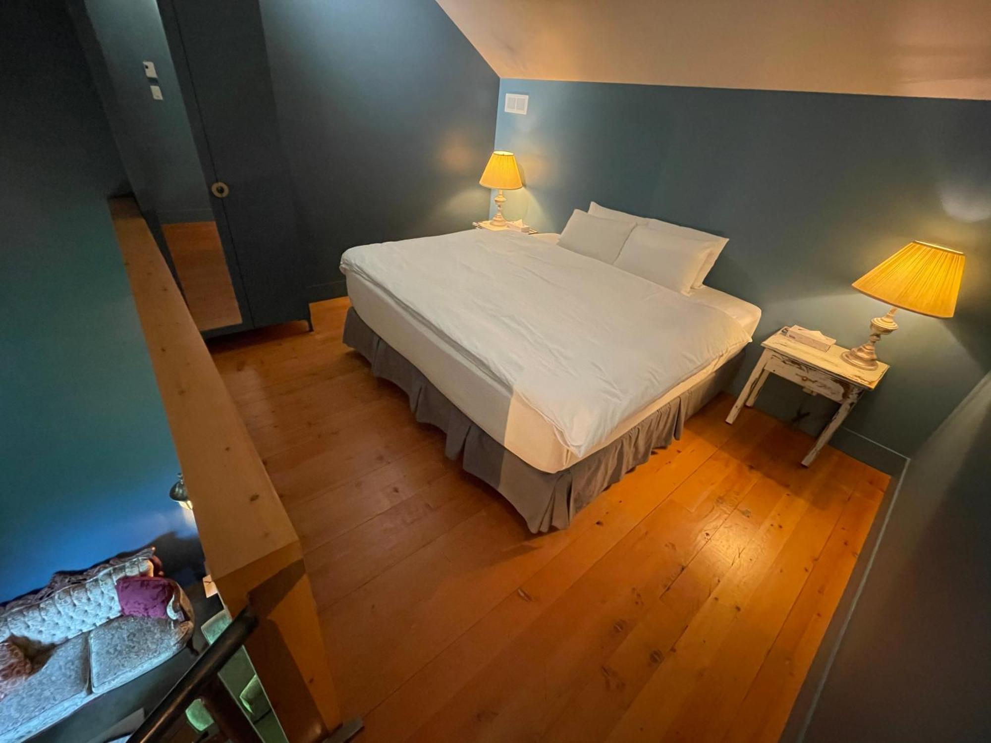 Auberge Sutton Brouerie Rum bild